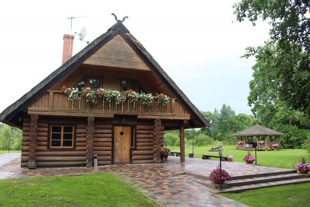 Viesu Nams Barzi Hotel Tinuzi Exterior photo
